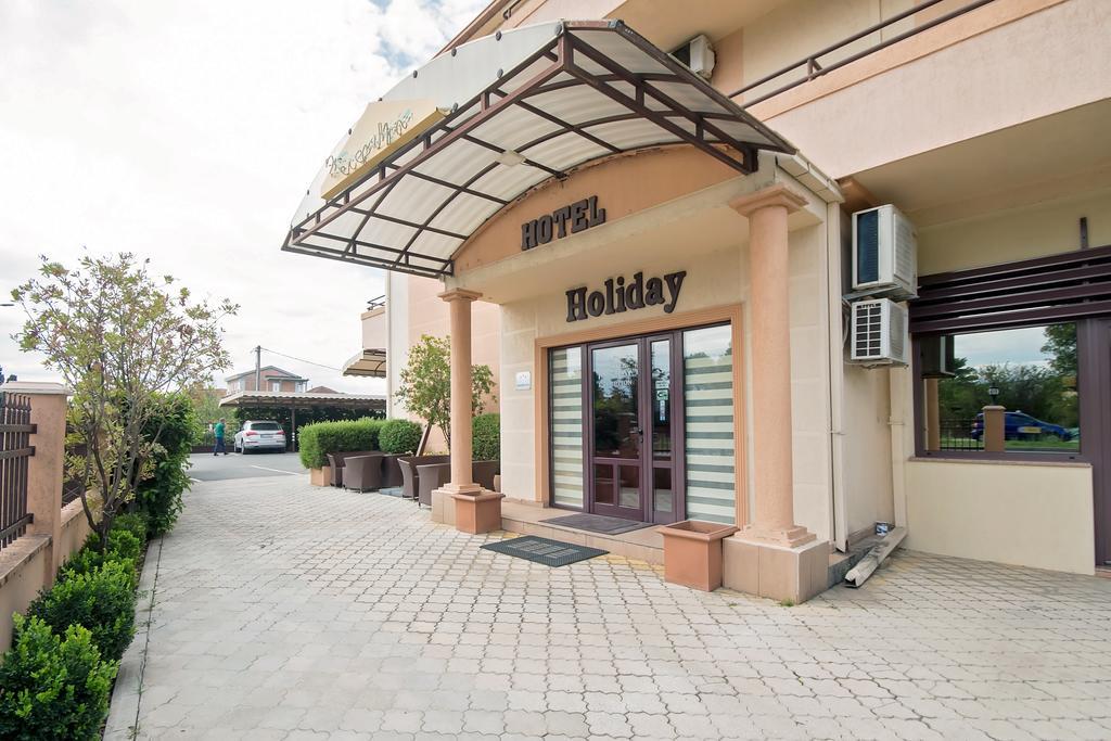 Hotel Holiday Podgorica Exteriér fotografie